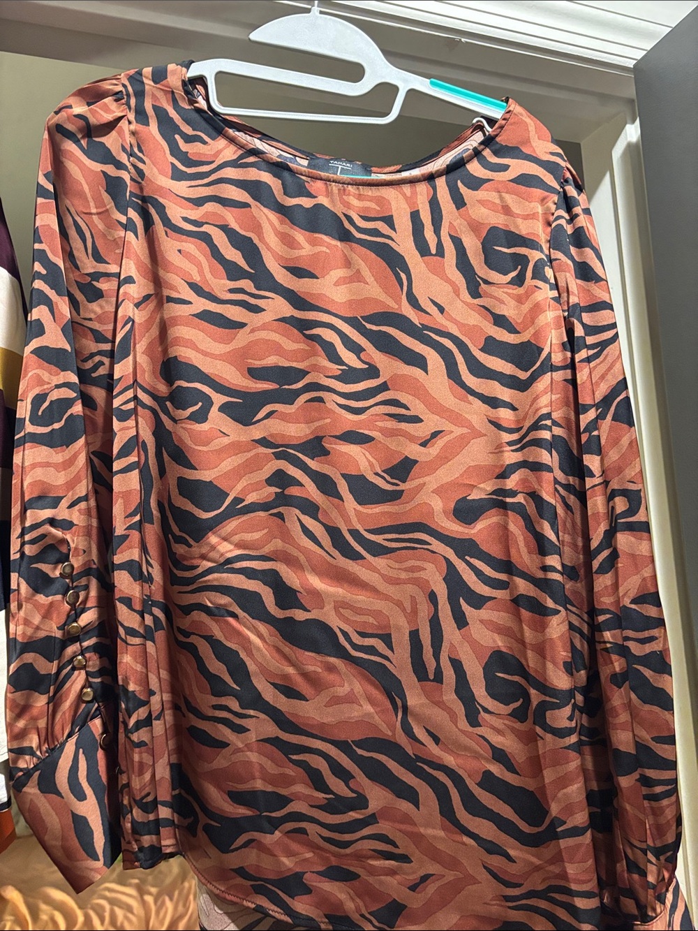 Tahari Rust and Black Tiger-Stripe Long-Sleeve Blouse